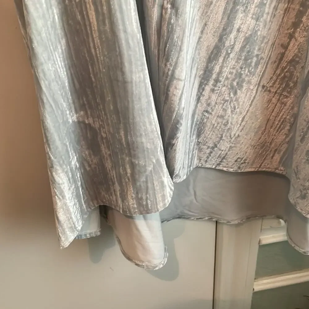 Vince Skirt Crushed velvet Ruched sage green size 8